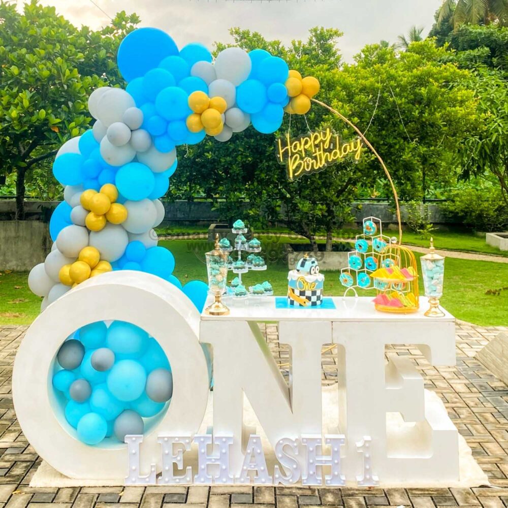 1st Birthday Ring Backdrop Deco with One Table